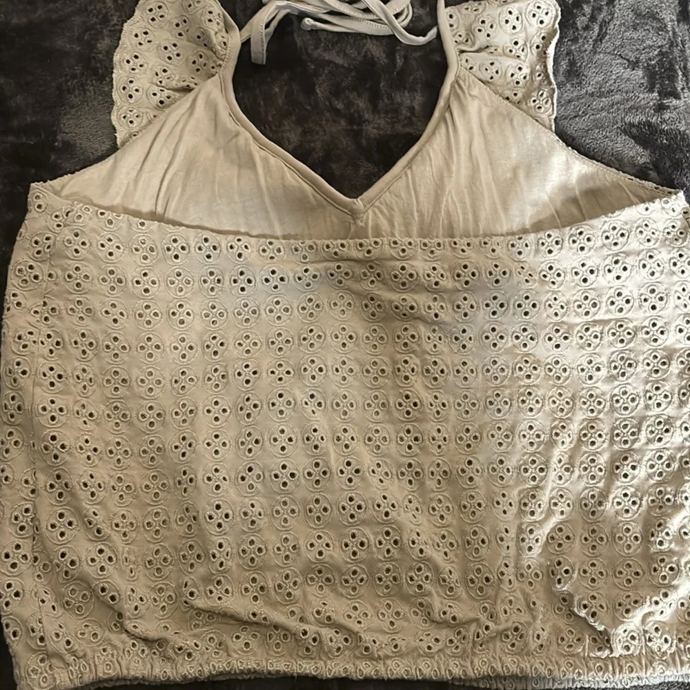 Express M Eyelet Ruffle Halter Top - Picture 3 of 13